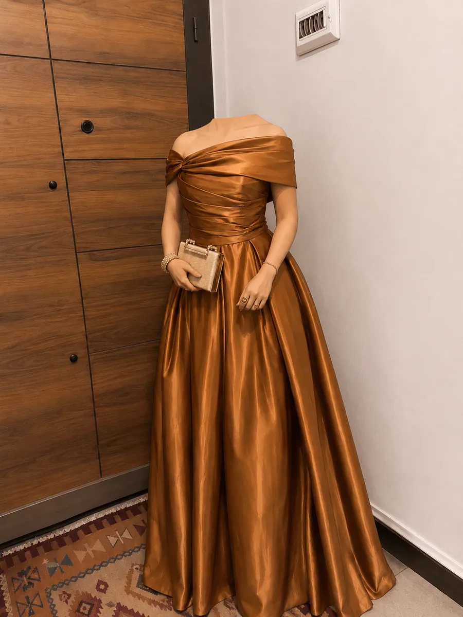 Custom Made — فستان لون نحاسي مقاس 38