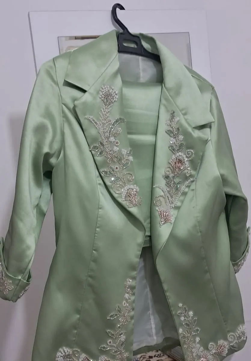 Other — بدلة عرايسية